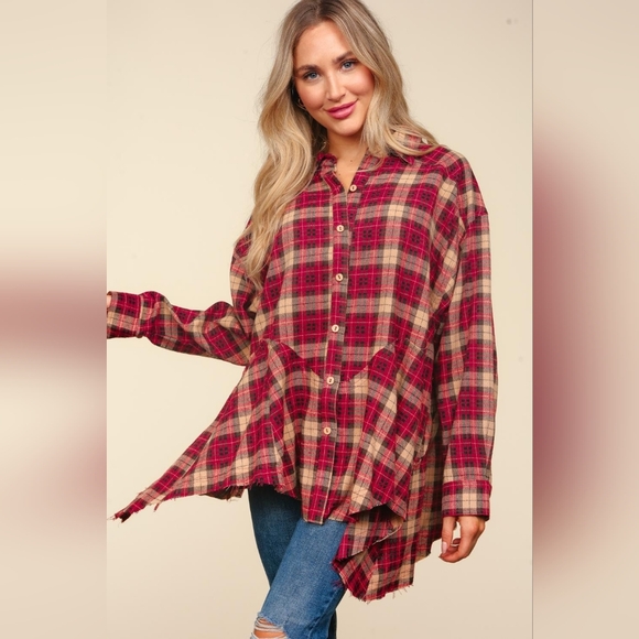 Haptics Plaid Button Down Sharkbite Shirt - Picture 1 of 5